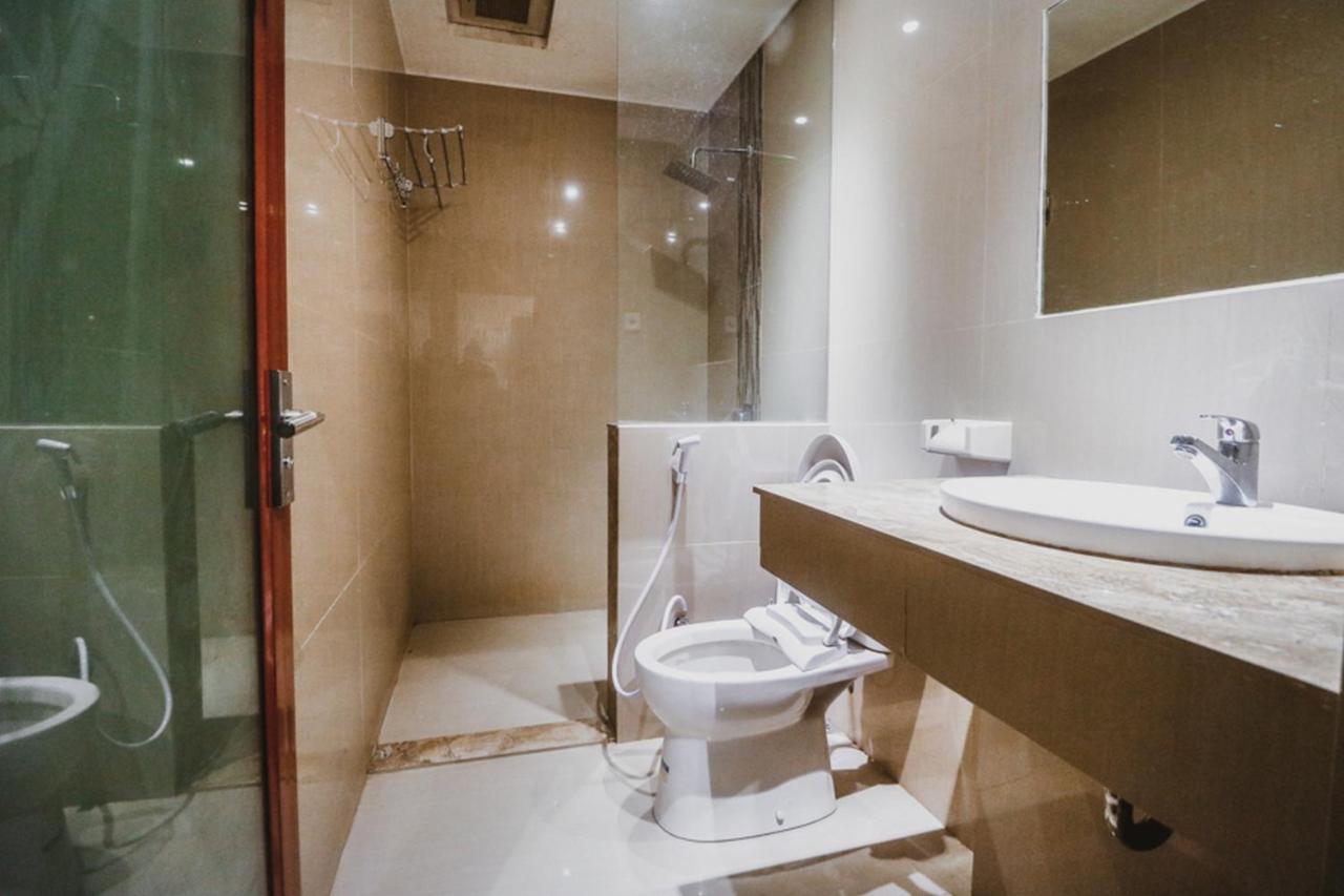 RedDoorz Plus near Jambi Prima Mall Exterior foto